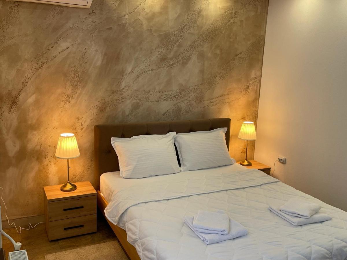 Bora Apartmani - Free Parking - City Center Vranje Ngoại thất bức ảnh